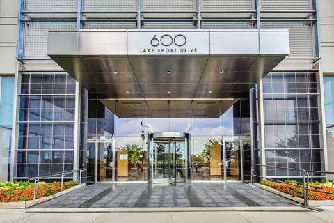 600 N Lake Shore Dr N #1201, Chicago, IL 60611