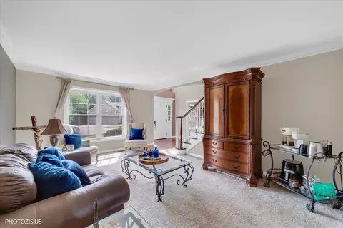 Living - 80 Chestnut Ct, Elgin, IL 60120 photo 1 of 3