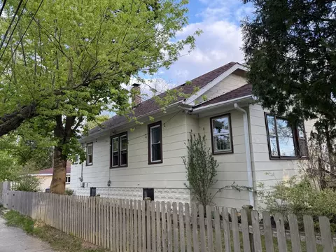 825 N Butrick St, Waukegan, IL 60085
