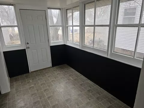 1114 25th St, Moline, IL 61265 photo 8