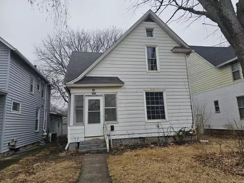 1114 25th St, Moline, IL 61265 photo 1