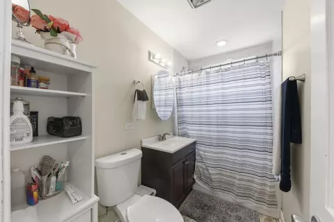 Bath - 1926 S 16th Ave, Broadview, IL 60155 photo 2 of 2