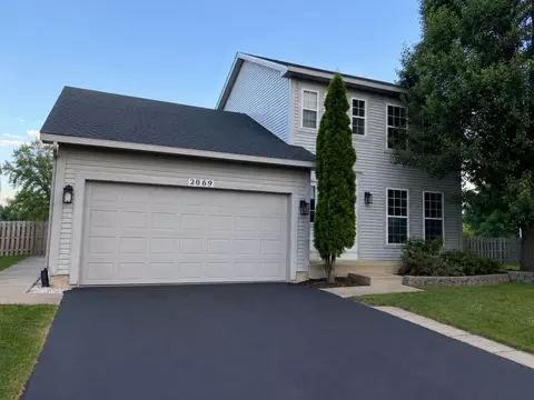 2069 Wedgewood Cir, Romeoville, IL 60446
