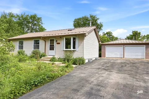 1508 N Poplar St, Holiday Hills, IL 60051