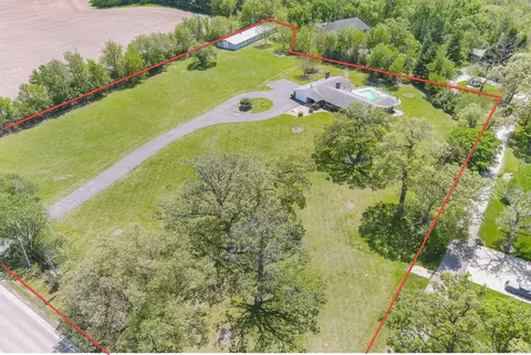 15600 Griswold Springs Rd, Plano, IL 60545
