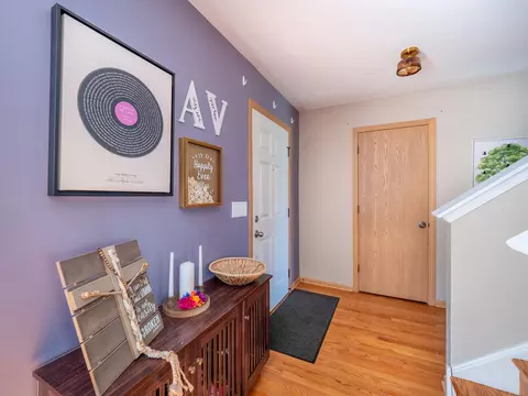 Entry Way - 628 Osbron St, Plano, IL 60545 photo 1 of 3