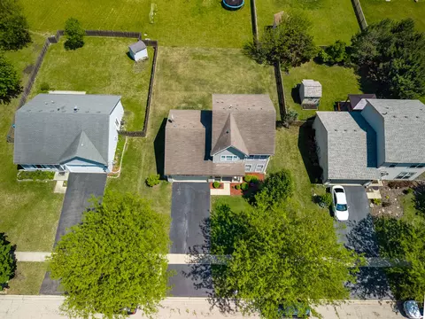 View/Area - 628 Osbron St, Plano, IL 60545 photo 2 of 4
