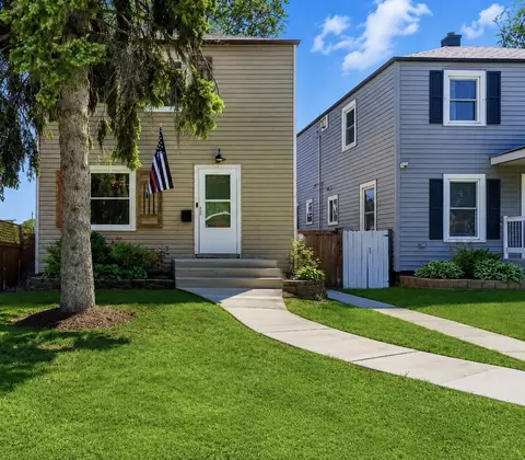 3917 Clinton Ave, Stickney, IL 60402