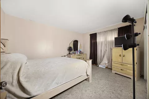 Bedroom - 3638 Blackstone Ave, Markham, IL 60428 photo 3 of 5