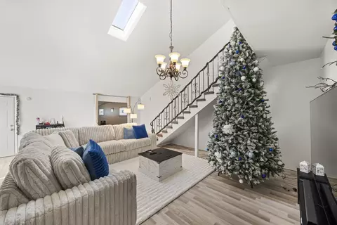 Living - 3638 Blackstone Ave, Markham, IL 60428 photo 2 of 2