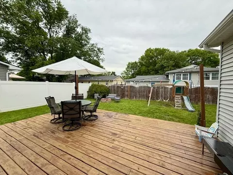 Exterior - 2302 Branch Rd, Champaign, IL 61821 photo 5 of 7