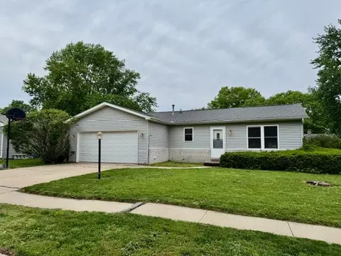 2302 Branch Rd, Champaign, IL 61821