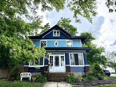 419 N Plum St, Farmer City, IL 61842
