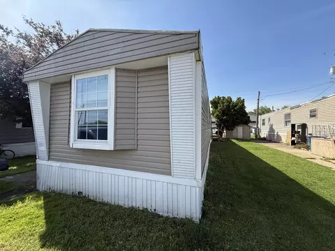 1712 S Dixie Hwy #47, Crete, IL 60417