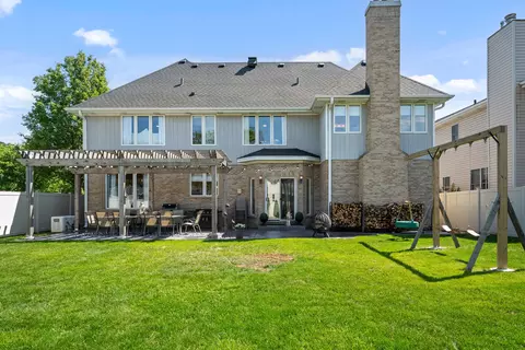 Other - 986 E Red Oak St, Addison, IL 60101 photo 1 of 6