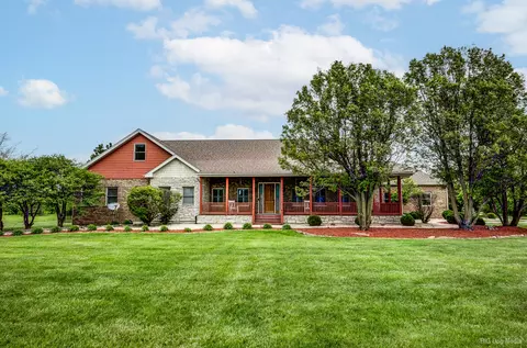 23145 S Dutch Dr, Frankfort, IL 60423