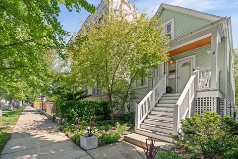3335 W Berteau Ave, Chicago, IL 60618