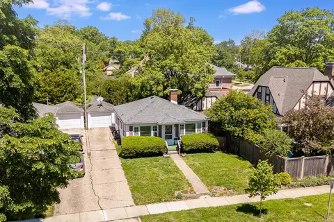 View/Area - 1004 W John St, Champaign, IL 61821 photo 1 of 1