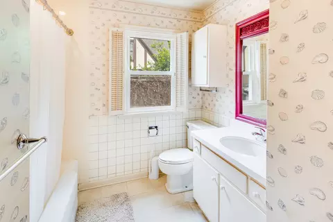 Bath - 1004 W John St, Champaign, IL 61821 photo 1 of 1