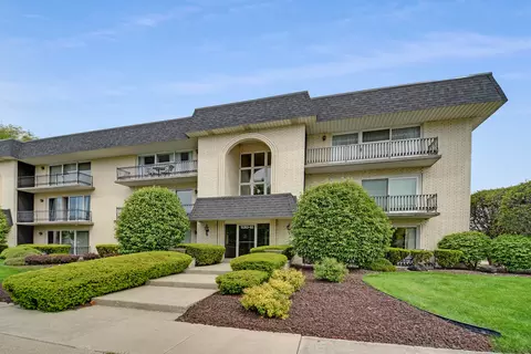 15265 Catalina Dr #1S, Orland Park, IL 60462