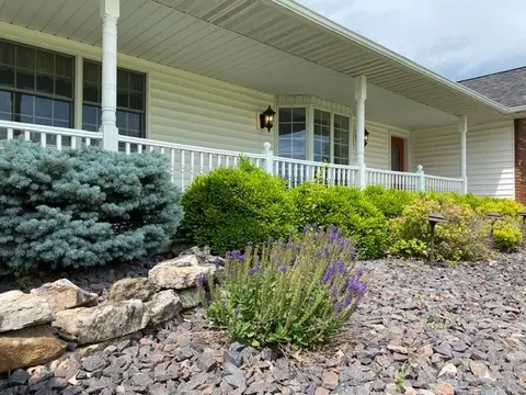 Exterior - 11426 E Radisson, Mount Vernon, IL 62864 photo 2 of 20