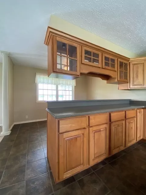 Kitchen - 11426 E Radisson, Mount Vernon, IL 62864 photo 6 of 6