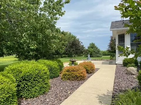 Exterior - 11426 E Radisson, Mount Vernon, IL 62864 photo 16 of 20