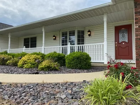 Exterior - 11426 E Radisson, Mount Vernon, IL 62864 photo 1 of 20