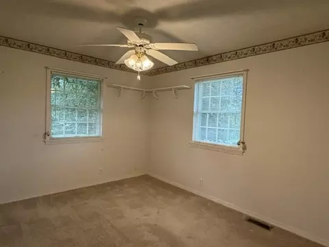 Bedroom - 11426 E Radisson, Mount Vernon, IL 62864 photo 2 of 5