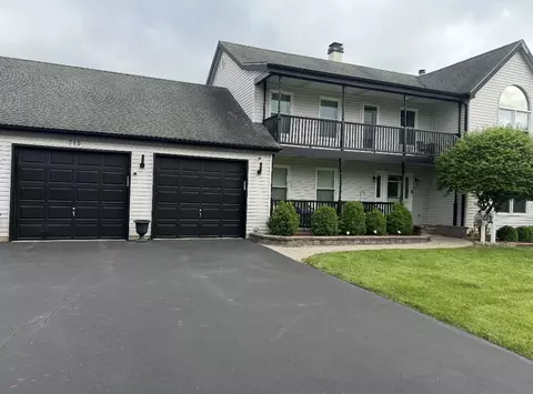 715 Welch St, Gilberts, IL 60136