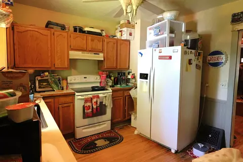 Kitchen - 416 Elm St, Salem, IL 62881 photo 1 of 1