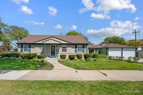 3201 Kemman Ave, Brookfield, IL 60513