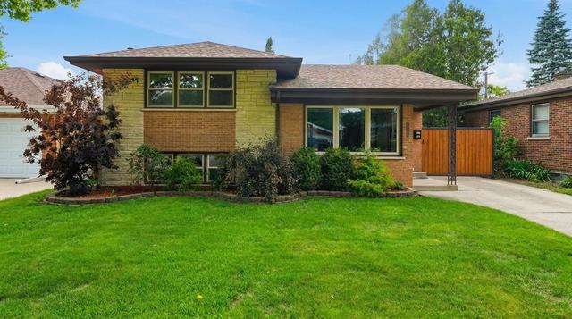 1434 Heidorn Ave, Westchester, IL 60154