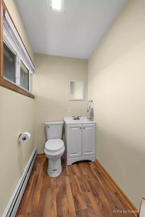 Bath - 1423 N River Rd, Mchenry, IL 60051 photo 1 of 4