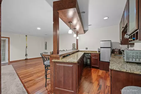 Kitchen - 1423 N River Rd, Mchenry, IL 60051 photo 5 of 5