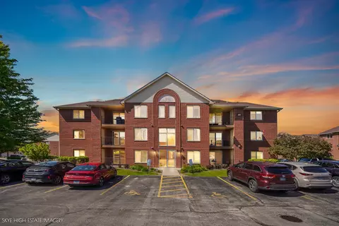 6975 Heritage Cir #1A, Orland Park, IL 60462