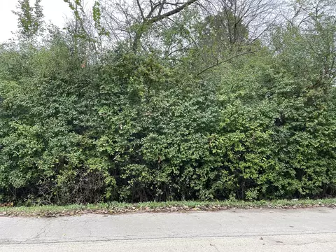 000 Redbud Dr, Joliet, IL 60433