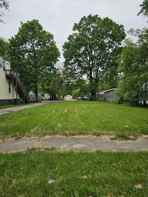 417 Sherman St, Joliet, IL 60433