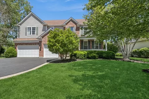 1085 Waterview Cir, Antioch, IL 60002