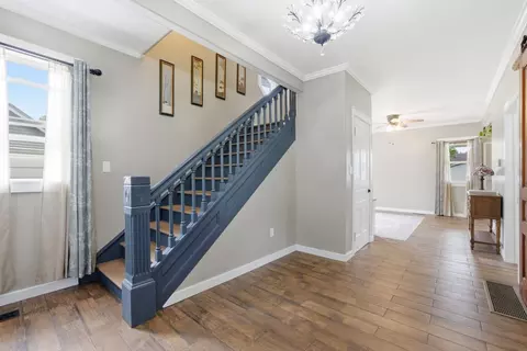 Entry Way - 115 E Waupansie St, Dwight, IL 60420 photo 1 of 3