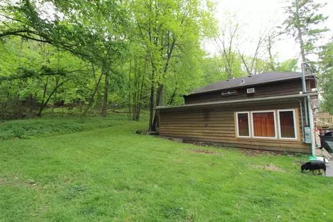 Exterior - 1843 N River Rd, Algonquin, IL 60102 photo 3 of 5