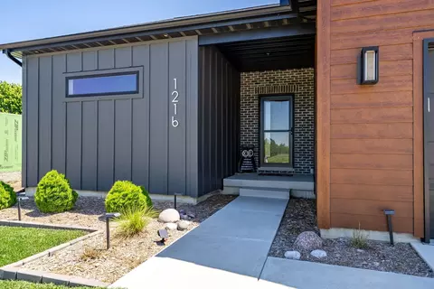 Exterior - 1216 Granite Way, Normal, IL 61761 photo 2 of 7