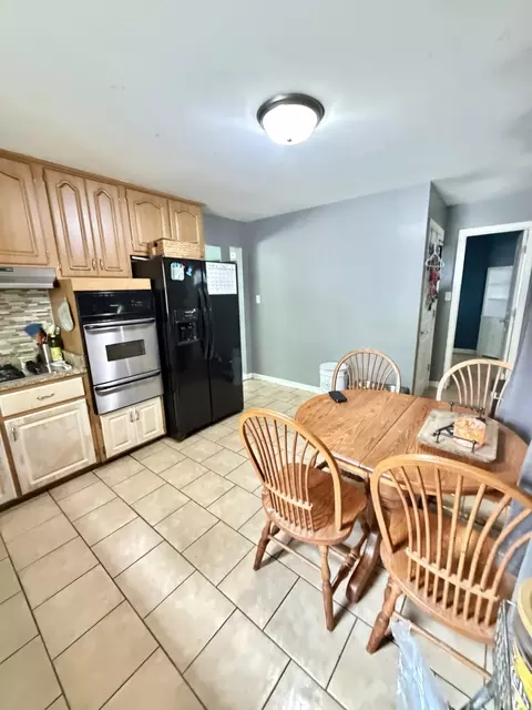 18832 Cherry Ln, Lansing, IL 60438 photo 5