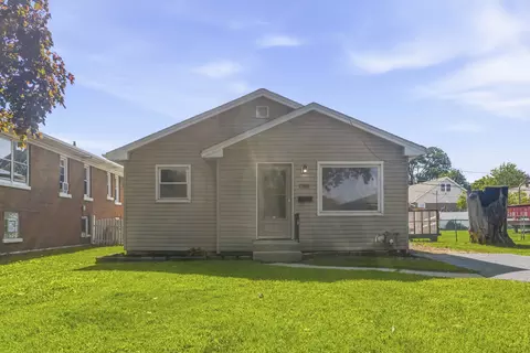 1105 N William St, Joliet, IL 60435