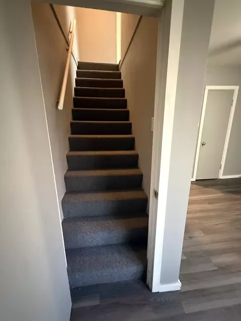 Entry Way - 2448 E 74th St, Chicago, IL 60649 photo 2 of 2