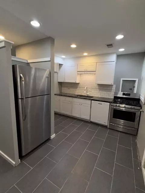 Kitchen - 2448 E 74th St, Chicago, IL 60649 photo 2 of 8