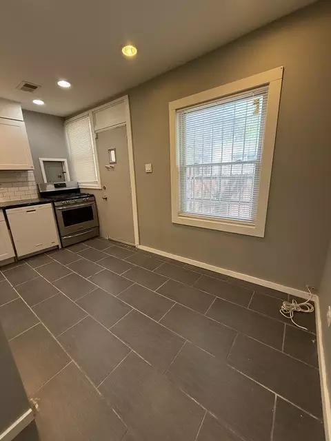 Kitchen - 2448 E 74th St, Chicago, IL 60649 photo 6 of 8