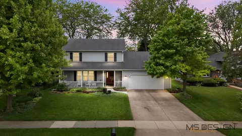 305 Stetzer St, Elburn, IL 60119