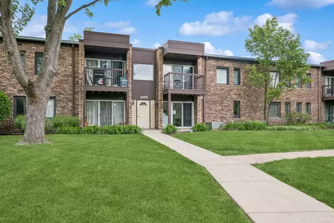 1165 Pleasant Run Dr #510, Wheeling, IL 60090