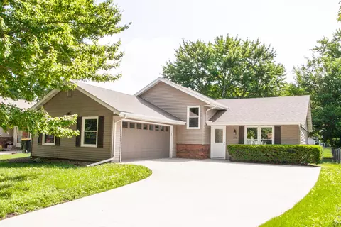 308 Judith Dr, Normal, IL 61761
